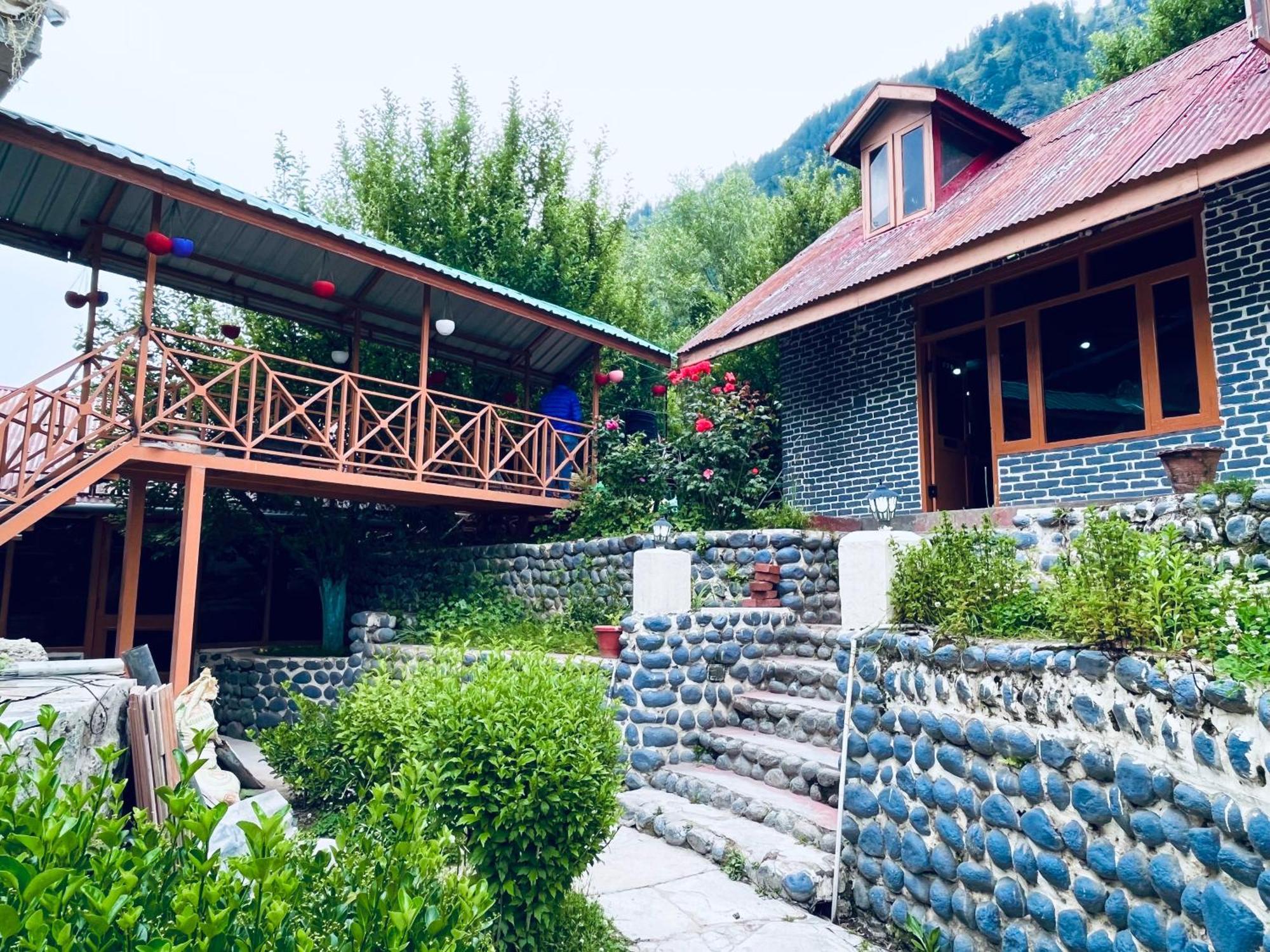 Naina Deventure Resort, Manali - Premium Rooms With Centrally Heated & Scenic View Exterior photo