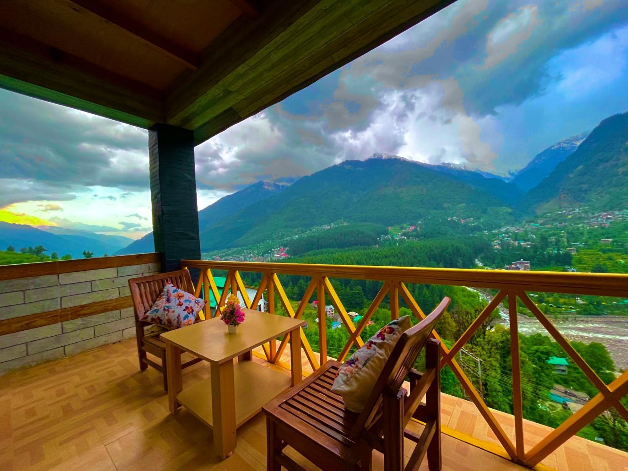 Naina Deventure Resort, Manali - Premium Rooms With Centrally Heated & Scenic View Exterior photo