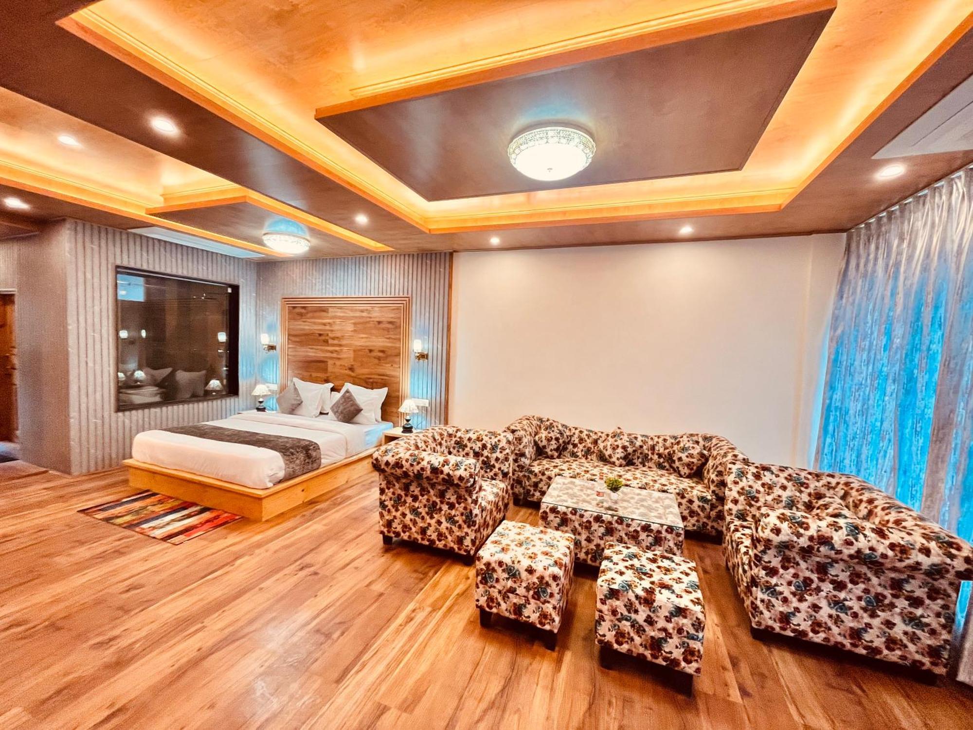 Naina Deventure Resort, Manali - Premium Rooms With Centrally Heated & Scenic View Exterior photo