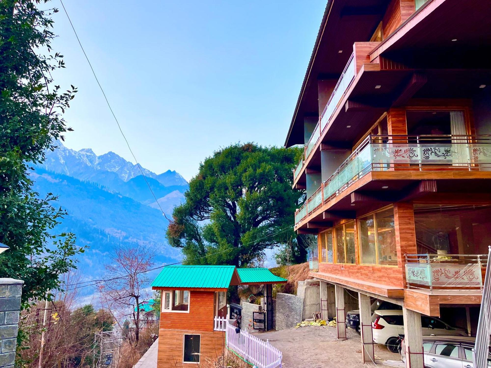 Naina Deventure Resort, Manali - Premium Rooms With Centrally Heated & Scenic View Exterior photo