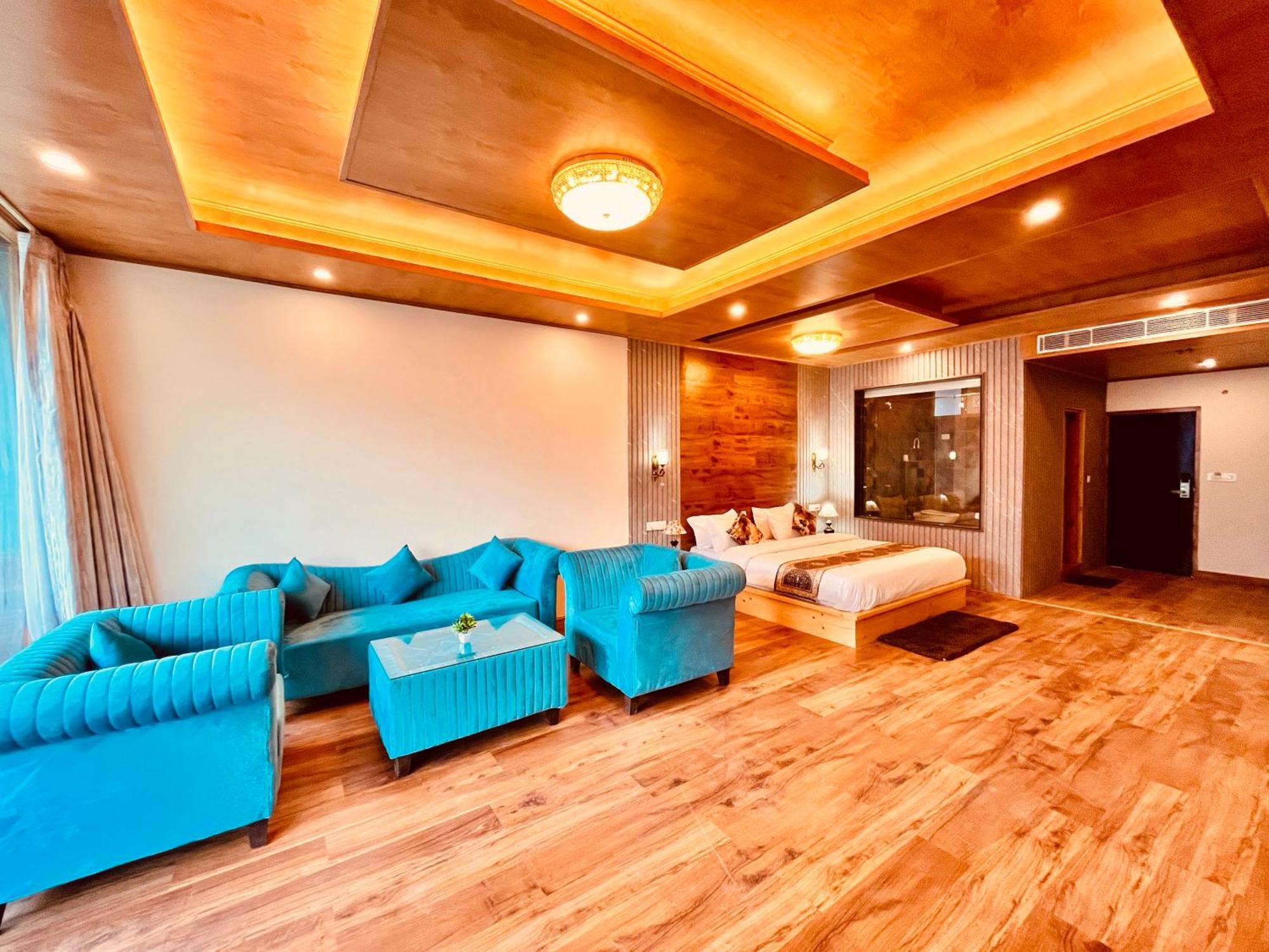 Naina Deventure Resort, Manali - Premium Rooms With Centrally Heated & Scenic View Exterior photo