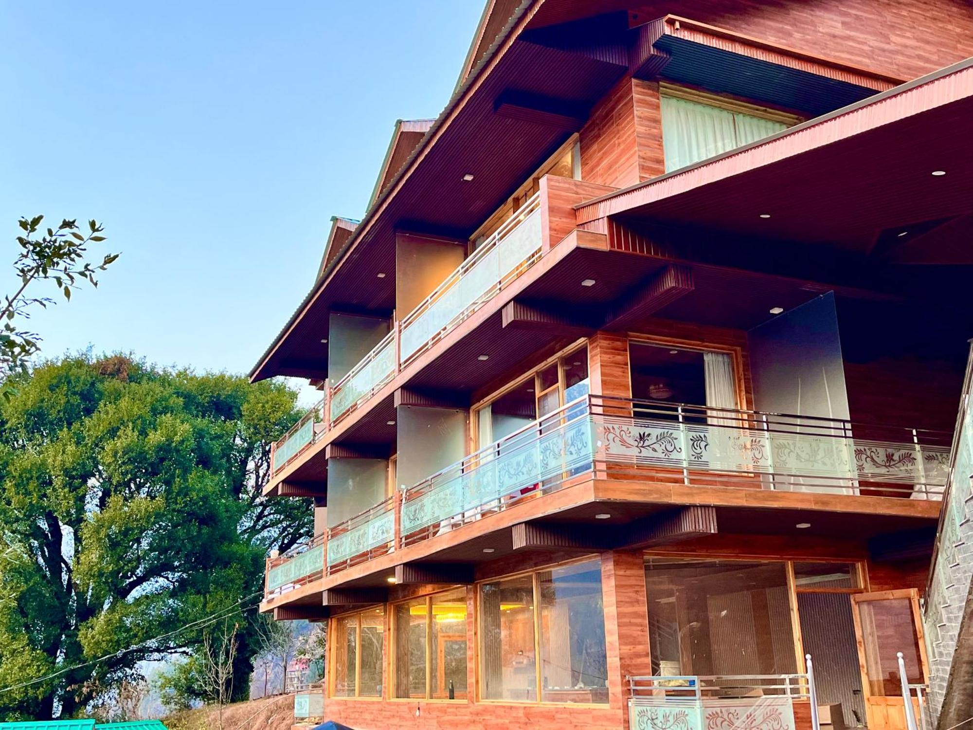 Naina Deventure Resort, Manali - Premium Rooms With Centrally Heated & Scenic View Exterior photo